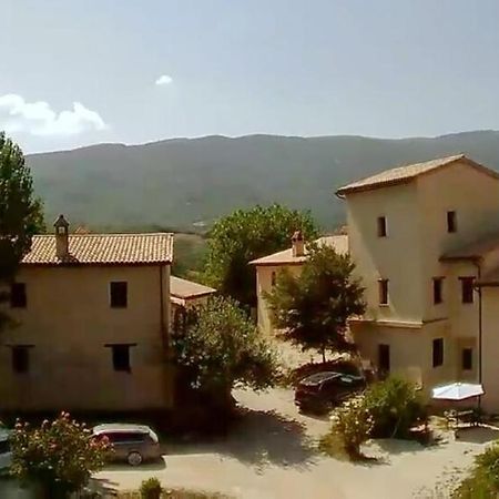 Agriturismo Il Covo Del Solengo Valtopina Kültér fotó