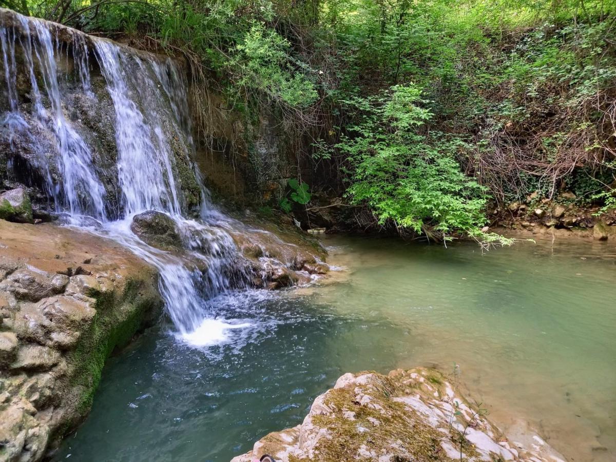 Agriturismo Il Covo Del Solengo Valtopina Kültér fotó