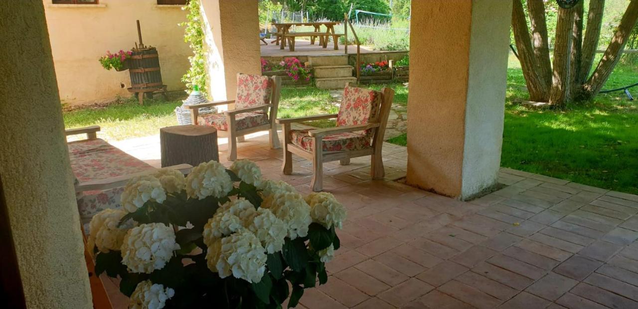 Agriturismo Il Covo Del Solengo Valtopina Kültér fotó