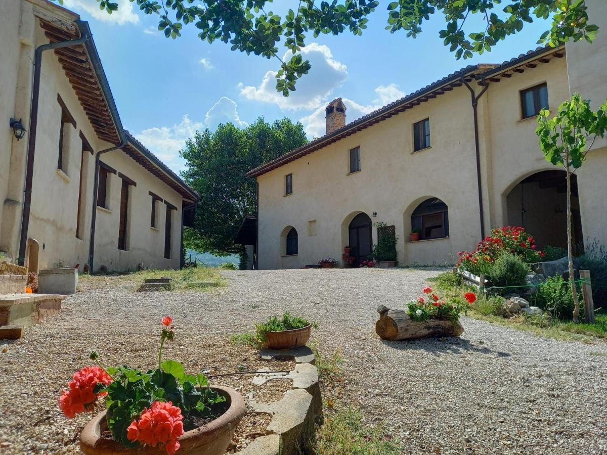 Agriturismo Il Covo Del Solengo Villa Valtopina Kültér fotó