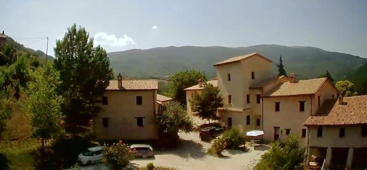 Agriturismo Il Covo Del Solengo Valtopina Kültér fotó