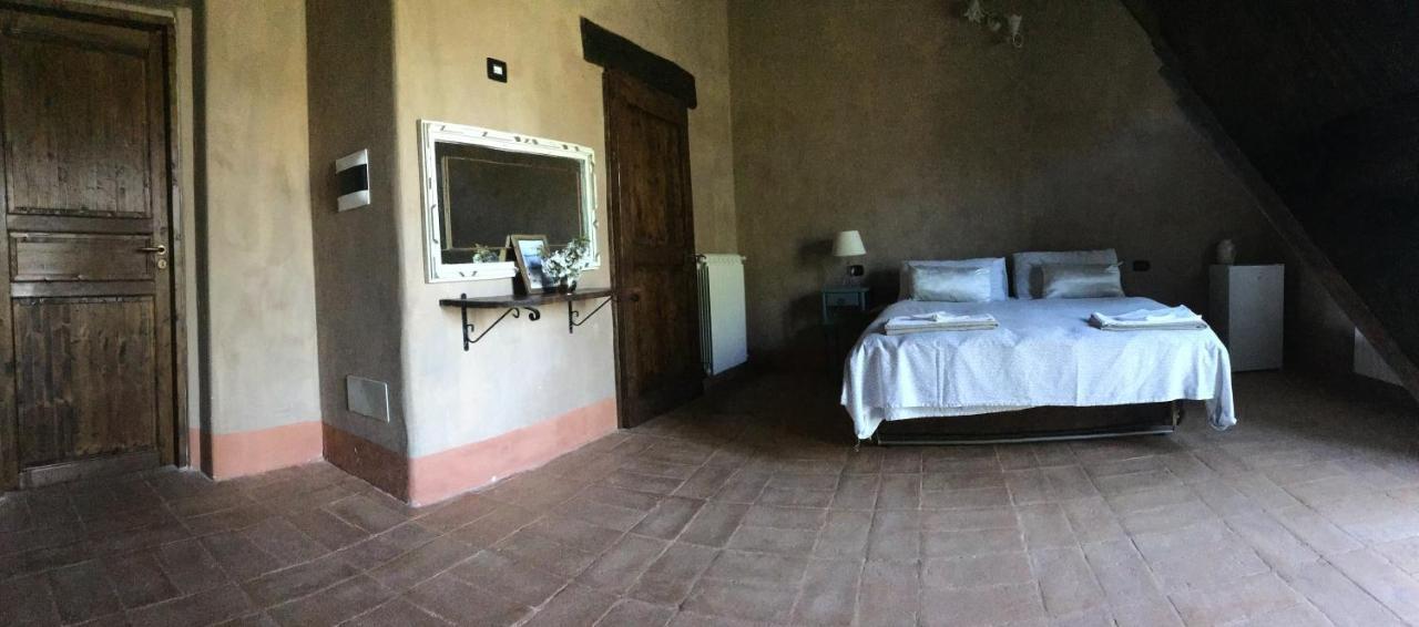 Agriturismo Il Covo Del Solengo Valtopina Kültér fotó