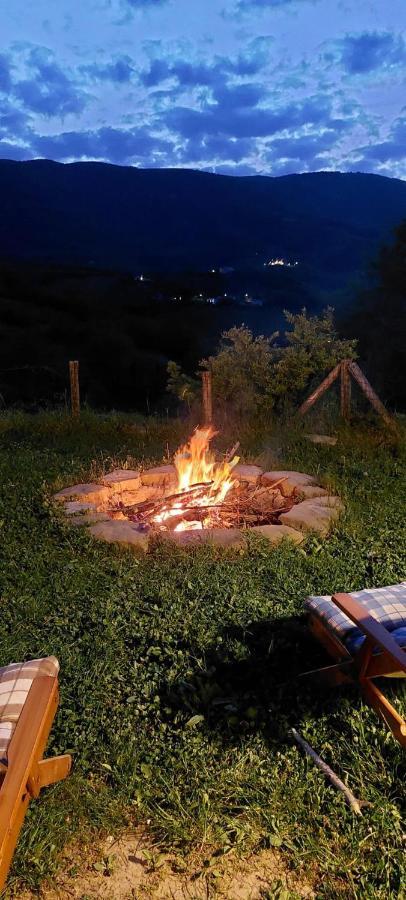 Agriturismo Il Covo Del Solengo Valtopina Kültér fotó
