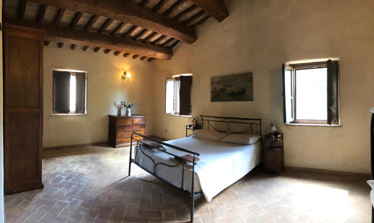 Agriturismo Il Covo Del Solengo Valtopina Kültér fotó