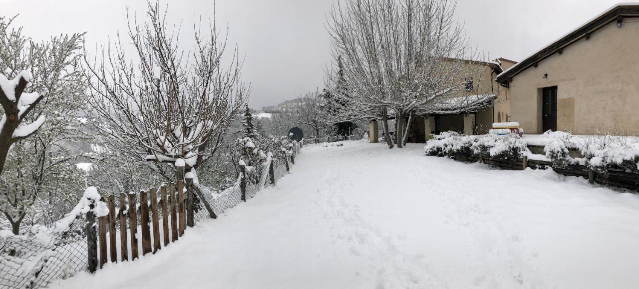 Agriturismo Il Covo Del Solengo Villa Valtopina Kültér fotó