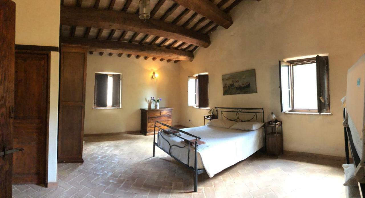 Agriturismo Il Covo Del Solengo Valtopina Kültér fotó